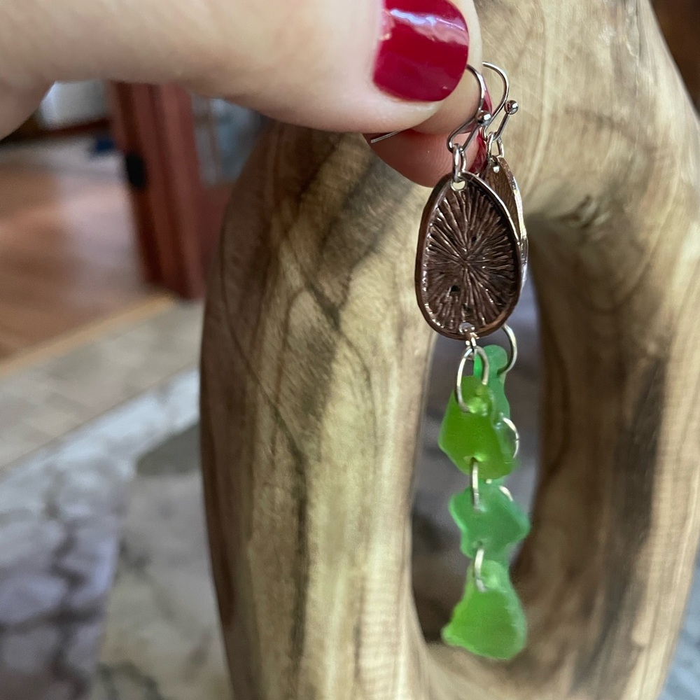 Sea Glass Handmade SeaGlass Chandelier Green Silver 3 inch New Gift Artisan - Picture 5 of 9